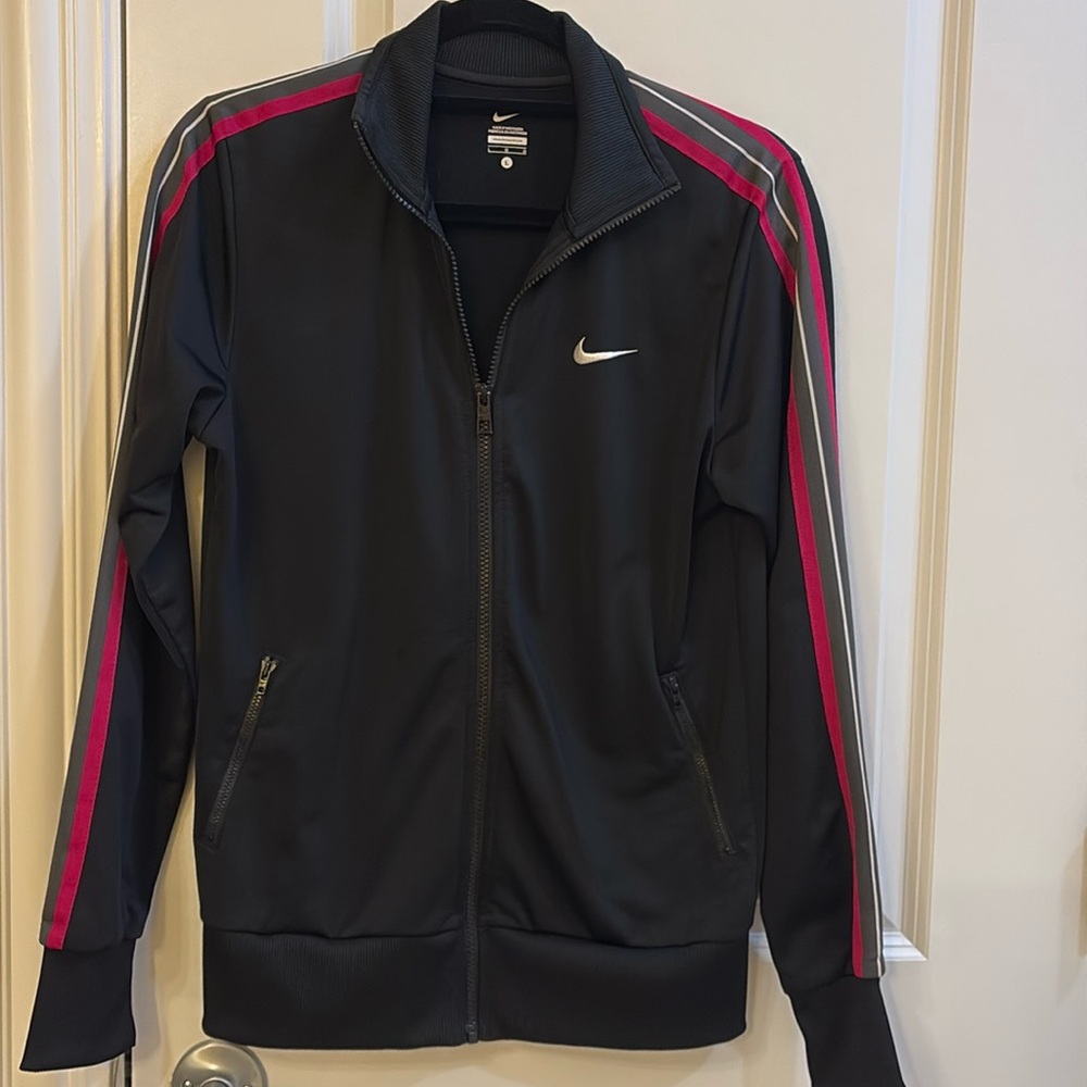 Women’s Nike track jacket